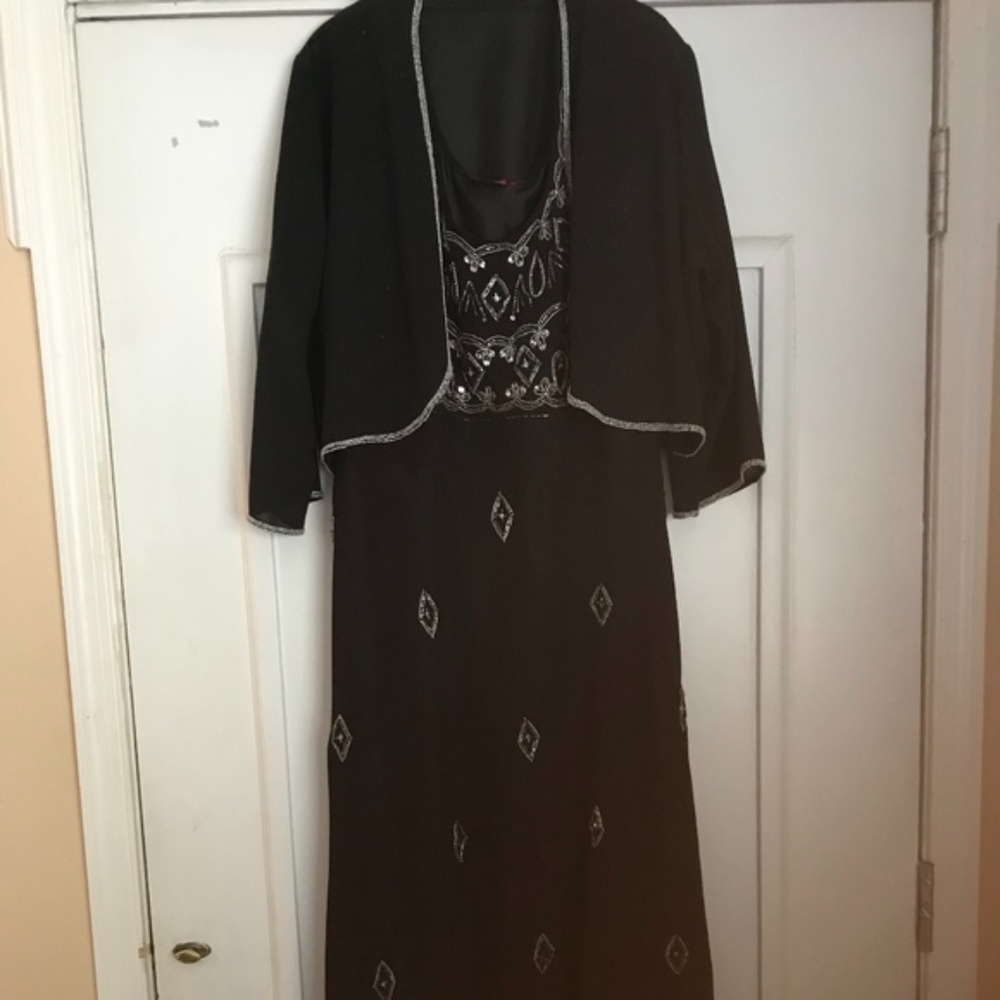 BLACK SEQUINS OCCASION GOWN